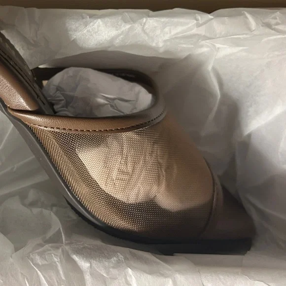 Favorite Brown Kitten Heels Brown Mesh Sandals AK Size 8 NEW IN BOX SOLDOUT NWT - Picture 11 of 16